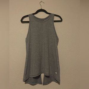 Lot of 6 GapFit breathe tie back tanks - size Med - nwot!